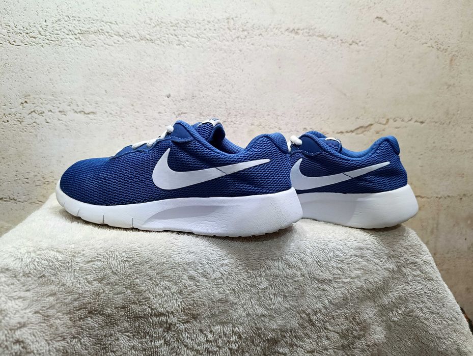 Damskie sneakersy NIKE TANJUN r.36,5 stan bardzo dobry