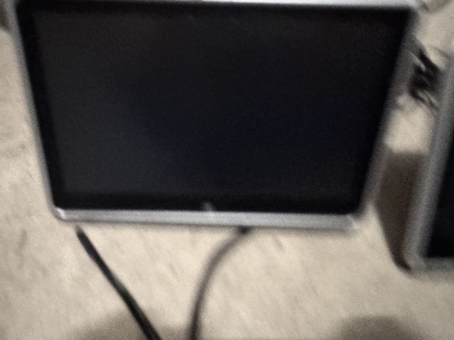 Monitory za zaglowki samochodowe