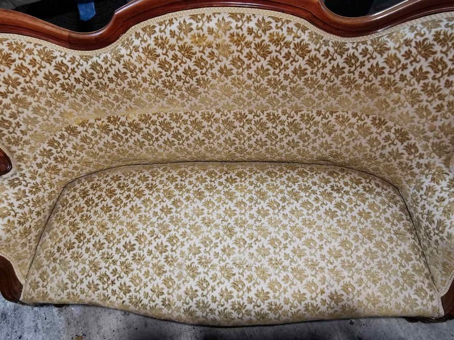 Sofa antyk, Louis XVi