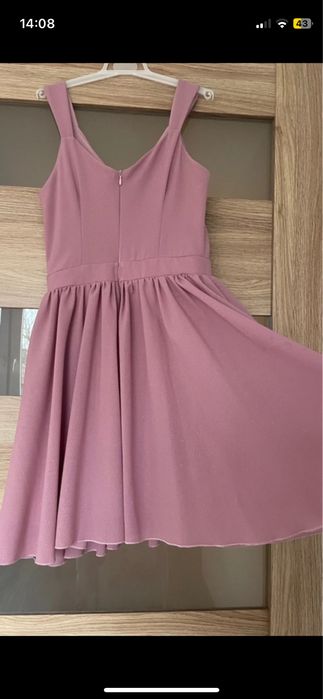 sukienka różowa.