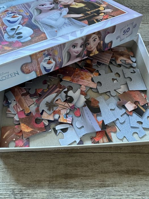 Puzzle FROZEN 4+