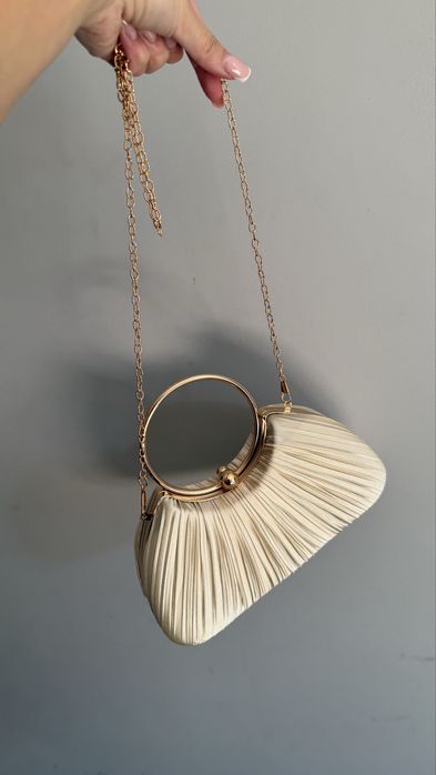 Сутка клатч молочна /беж