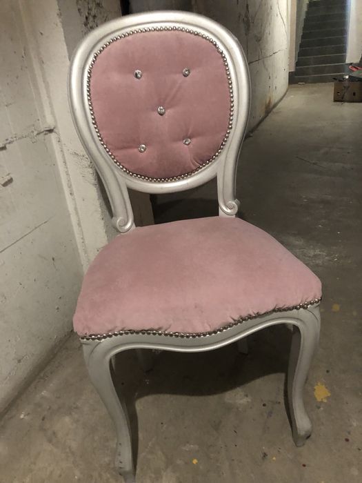 Krzesło glamour róż srebro