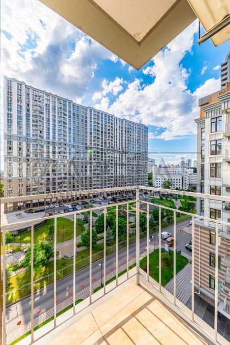 Продаж квартири, ЖК Новопечерські Липки, Драгомирова, Верхогляда