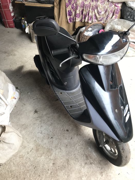 Скутер Хонда діо 27 .