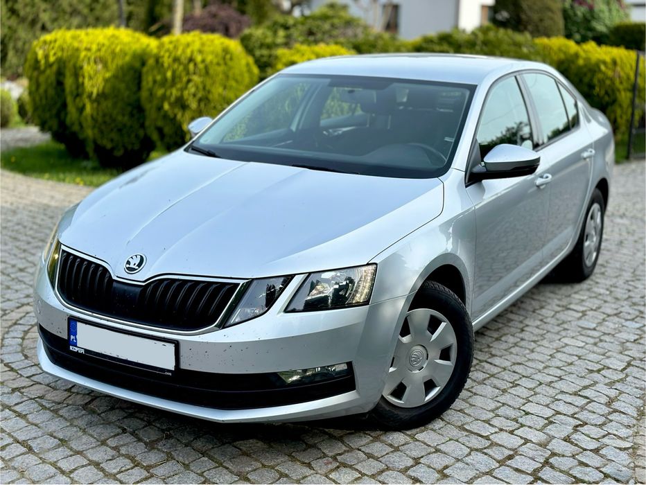 Wynajem Volkswagen Golf / Skoda Octavia bez limitu km | Lubań