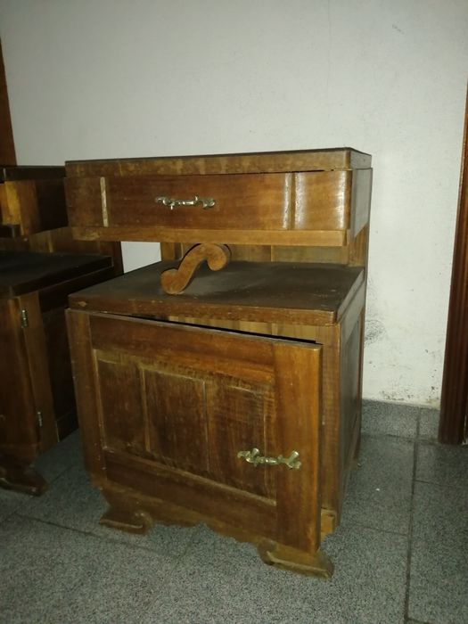 Mesas cabeceiras vintage