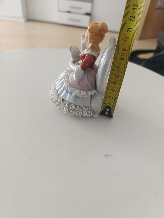 Фарфоровые фигуры