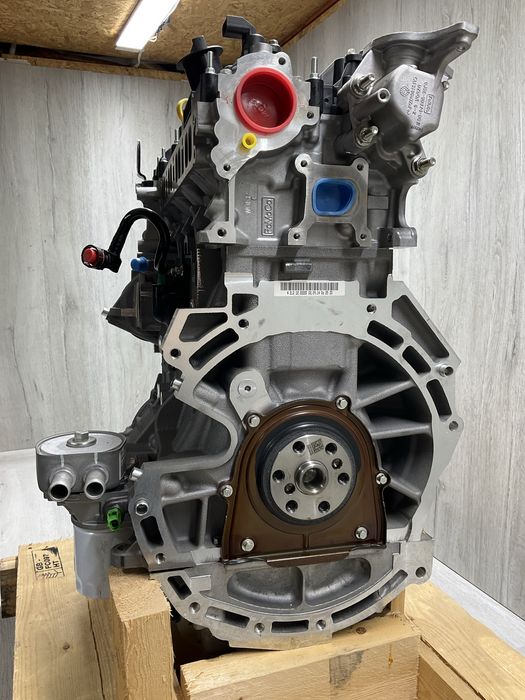 Новий двигун PT204 2.0 L4 240 к.с. Turbo - RR Evoque/Diskovery Sport