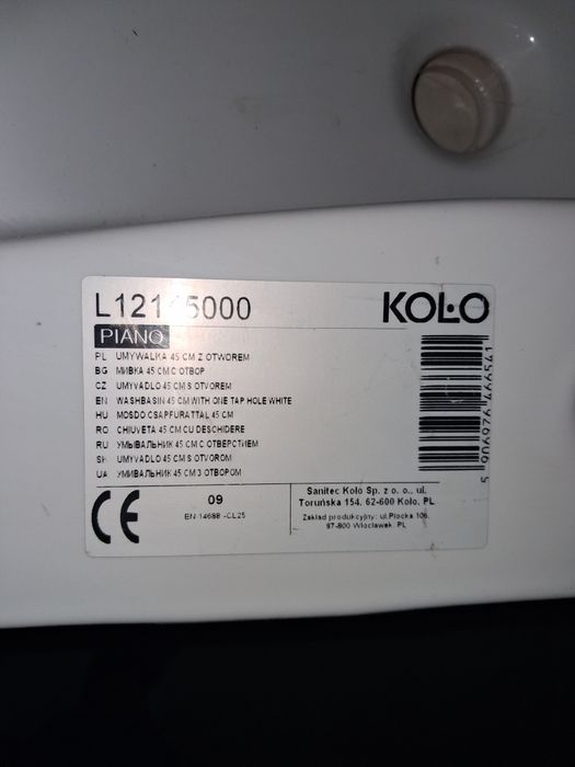 Umywalka firmy "Koło"