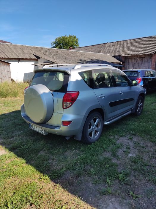 Tyota RAV4 2.0 benzyna 2007 rok
