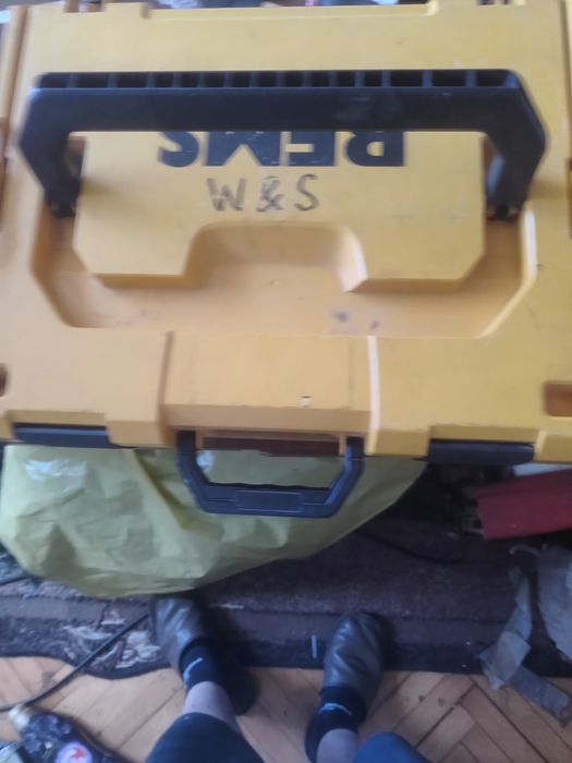 Walizka rems na szczenki,zaciski na mini