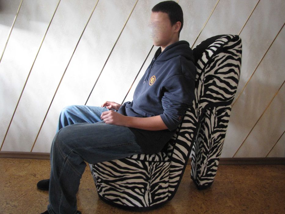 Piękny nowy fotel damska szpilka