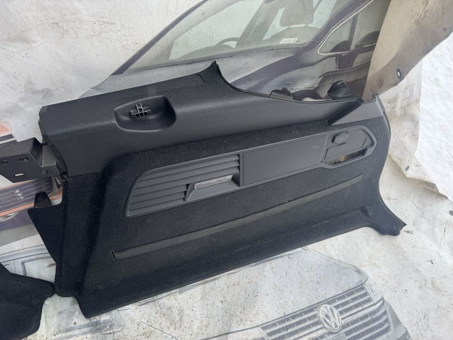 Обшивка багажника Таурег карти Touareg