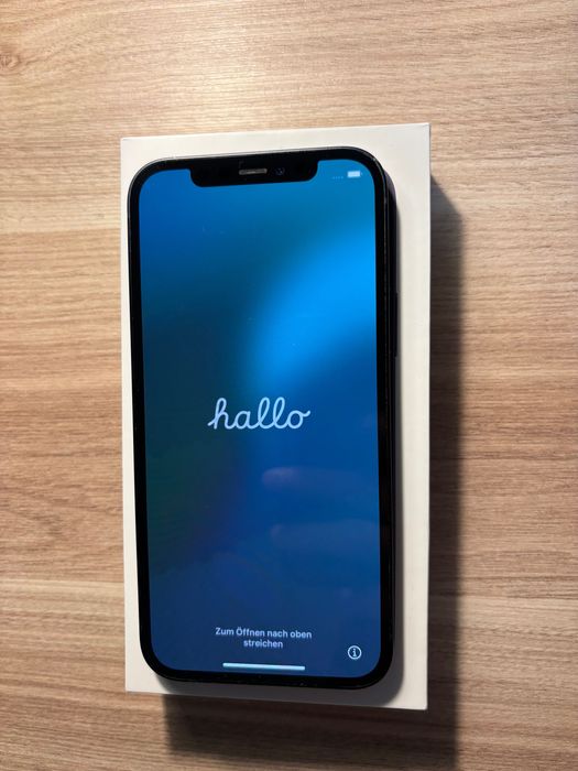 iPhone 12 bardzo dobry