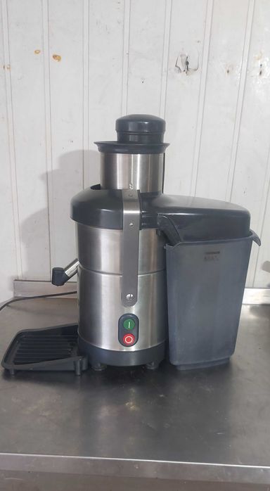 Соковижималка Robot-coupe