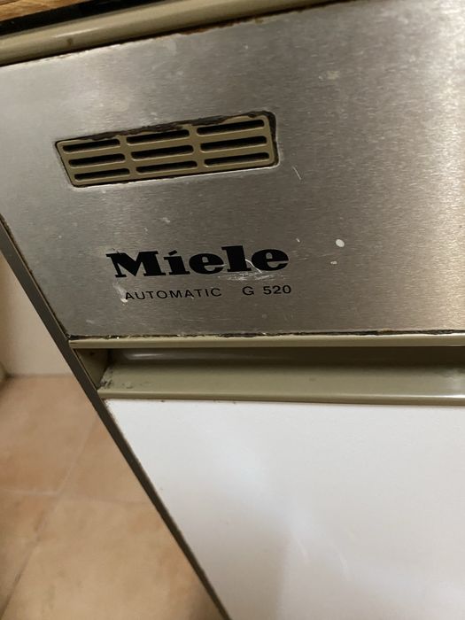 Máquina de lavar louca Miele