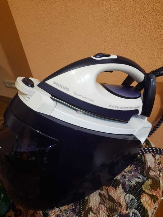 Парогенератор Phillips GC 9247/30/ BI