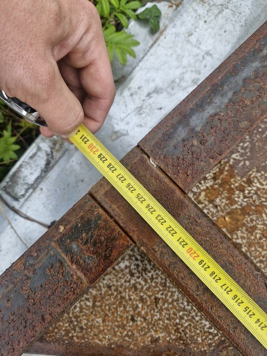 Słup konstrukcja stal uzytkowa