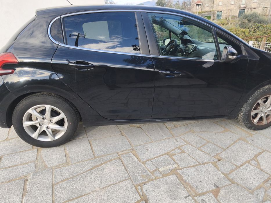 Peugeot 208 1.6bluehdi