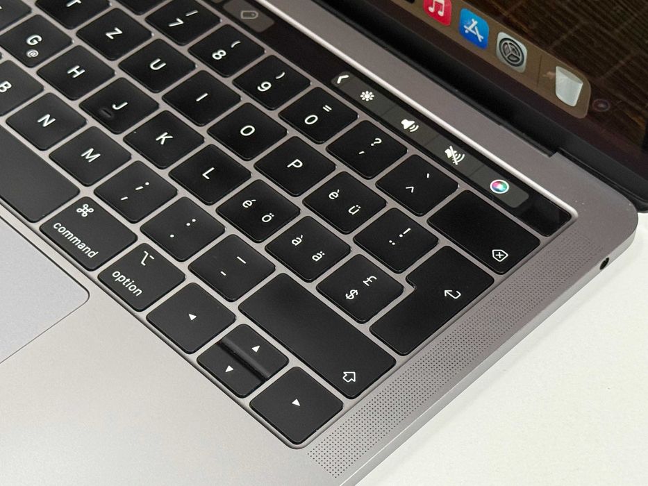 Apple MacBook Pro 13 2019 TouchBar - i5 8GB RAM / 128GB SSD - 87% Kondycji baterii - Gwarancja -