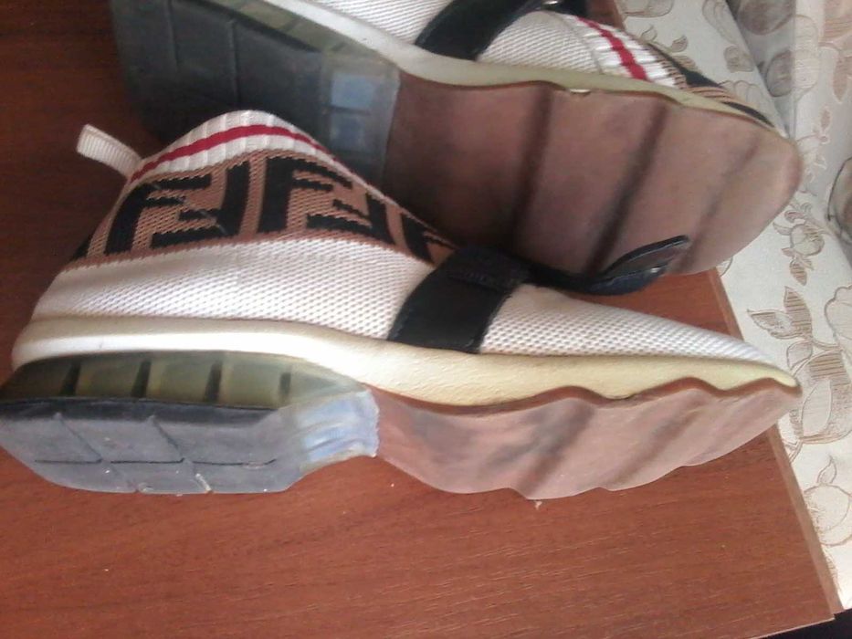 Кроссовки, слипоны, туфли 35-36р.цена разная