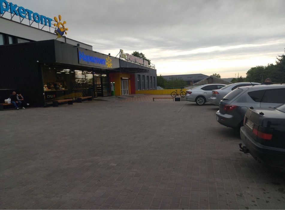 Сдам в аренду 1200 кв