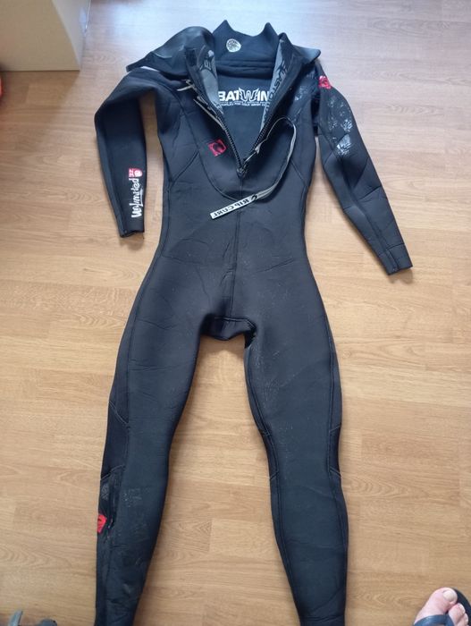 Fato surf  rip curl