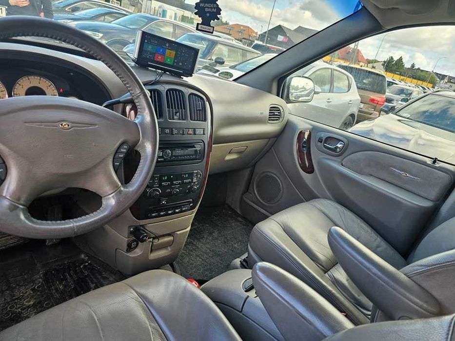 Chrysler Grand Voyager 2002r/3.3benz gaz/7osob/174KM/opł akt/hak