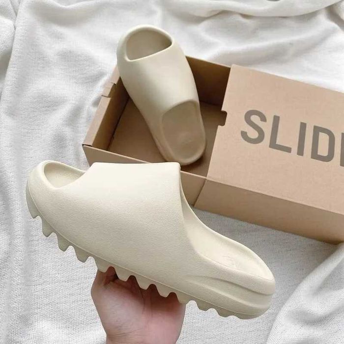Originals Yeezy Slide Biały r.40,5