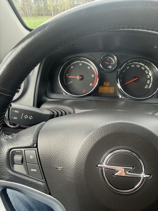 Opel antara 4x4 automat