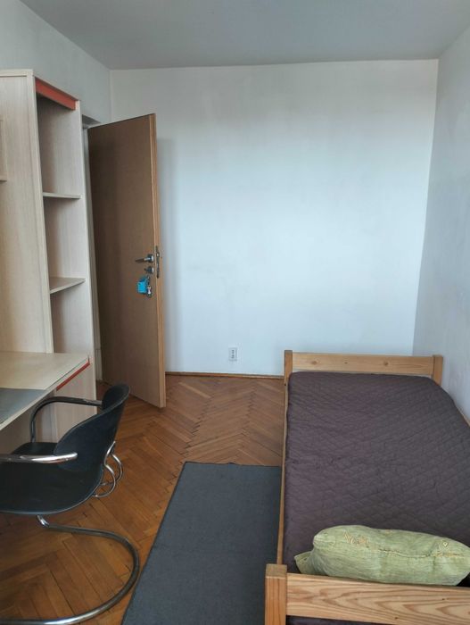 wynajmę pokój/pokoje osobie uczącej się lub pracującej