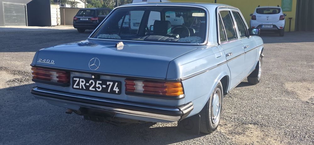 Mercedes w123D 240 D