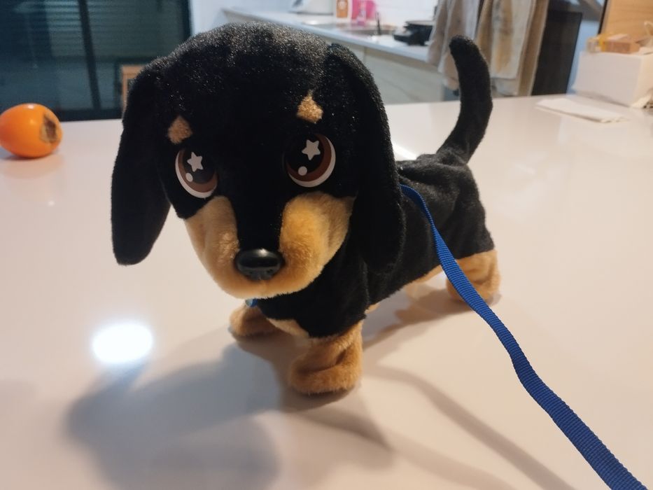 Vendo Animagic Waggles cão Salsicha, novo