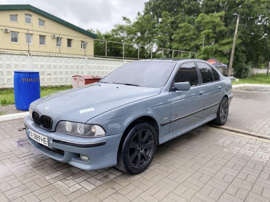 Продам BMW E39 3.5л