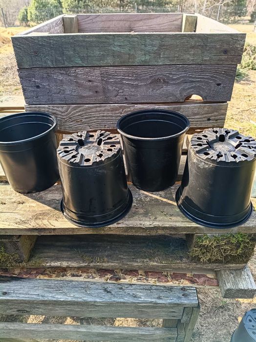 Doniczki produkcyjne  2.5 litra