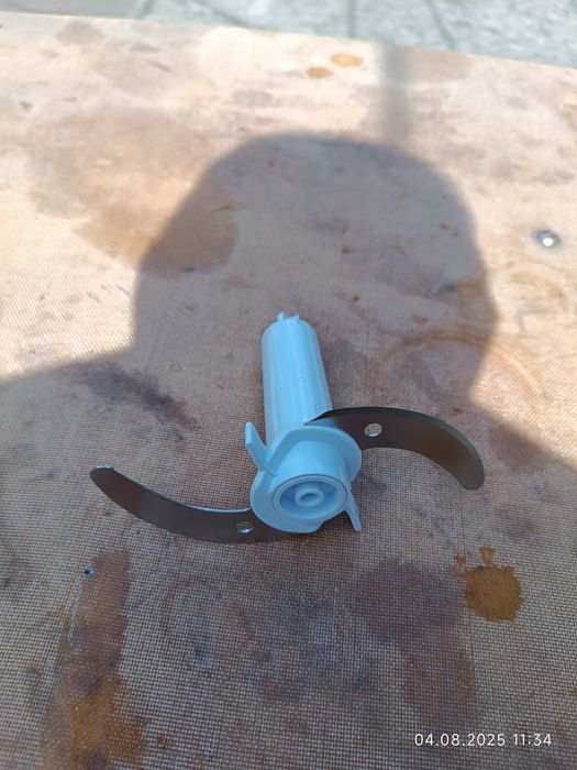 Електром'ясорубка - соковижималка first, ножі для комбайна.