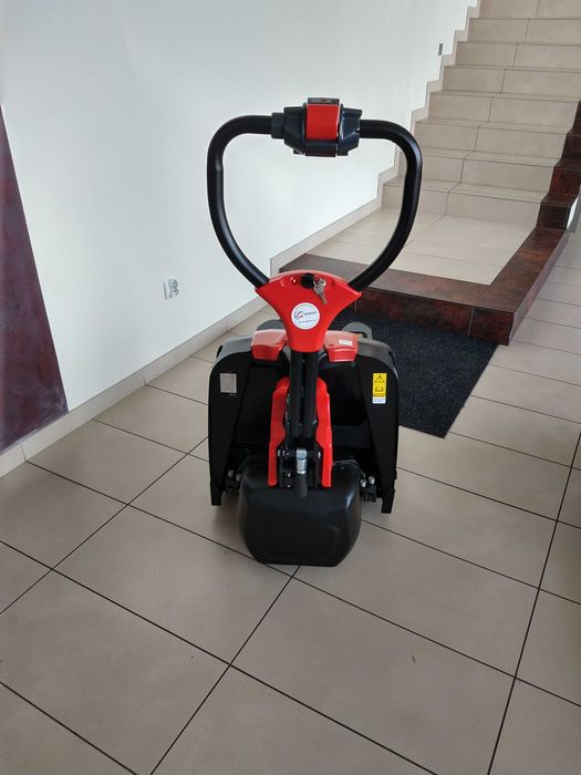 Wózek Paletowy Elektryczny Paleciak F4 1500kg Mały zwinny na Auto 2025