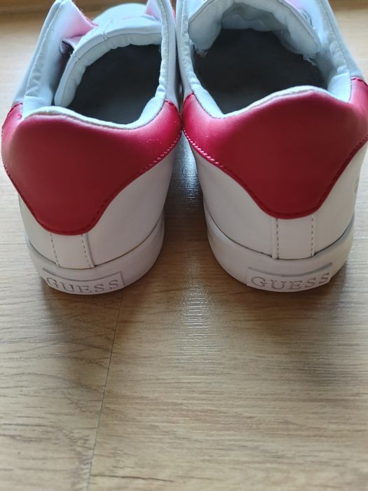 Buty damskie sportowe