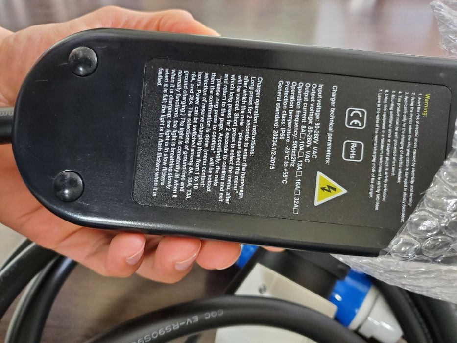 Зарядний пристрій для електромобілів 7 кВт 32А 1-фаза