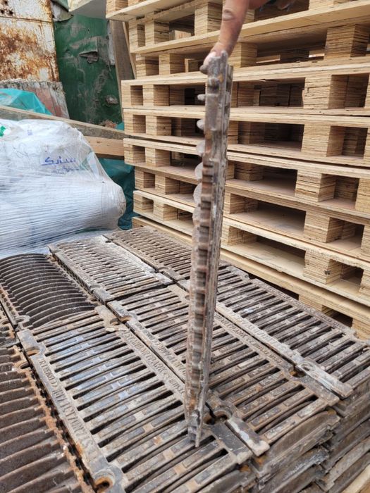 Чавунні решітки водовідвідні (дощоприймачі) / як колосник для печі