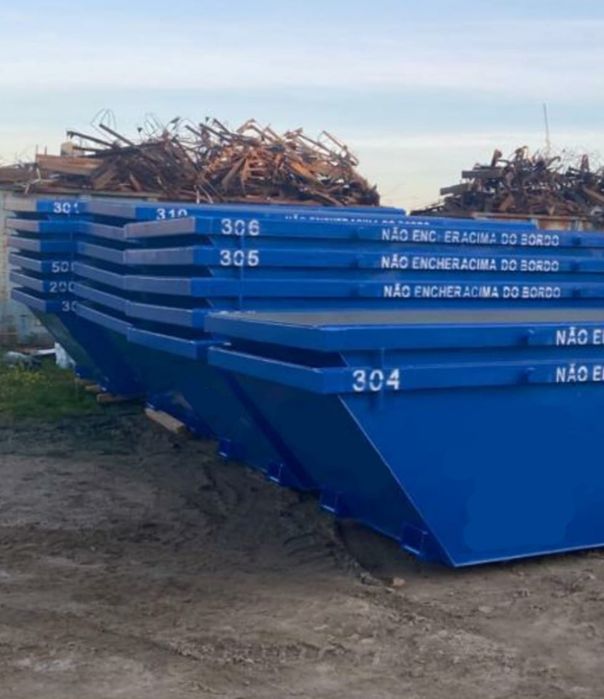 CONTENTORES e CARRINHAS para entulho resíduos industriais e jardinagem