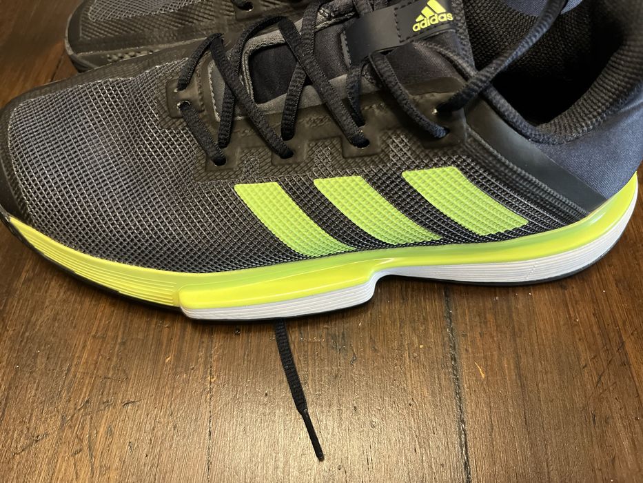 Tenis de padel adidas tamanho 44