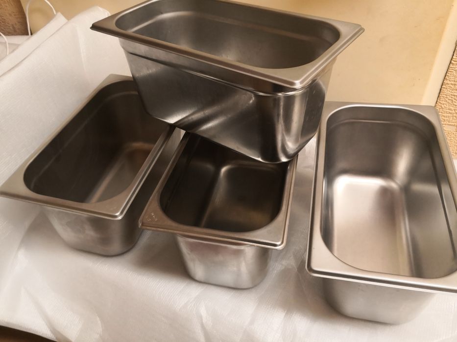 Pojemnik ze stali nierdzewnej 1/3