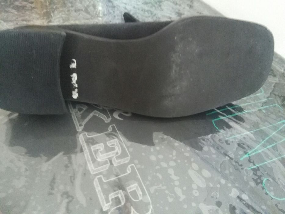 Mocassins Camel,Botins  e Sapatos em Pele Pretos -NOVOS