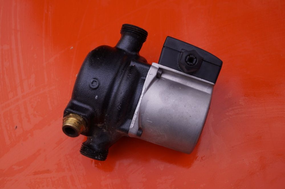 pompa bosch ups 15-35/50 jula junkers grundfos