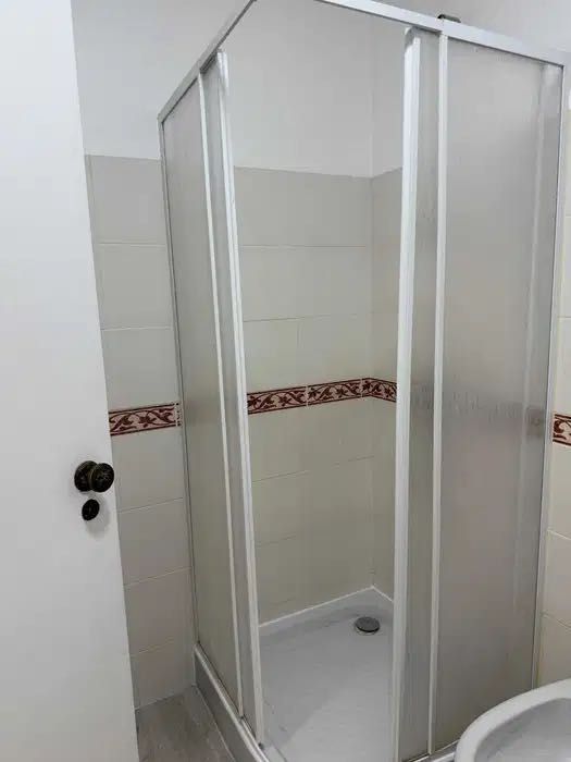 Arrendo T2 Remodelado com 3 assoalhadas no Carregado
