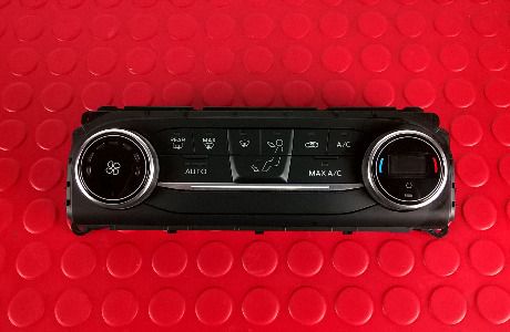 Botão Sofagem / Climatronic - H1BT-18C612-AH - INFINITI QX30