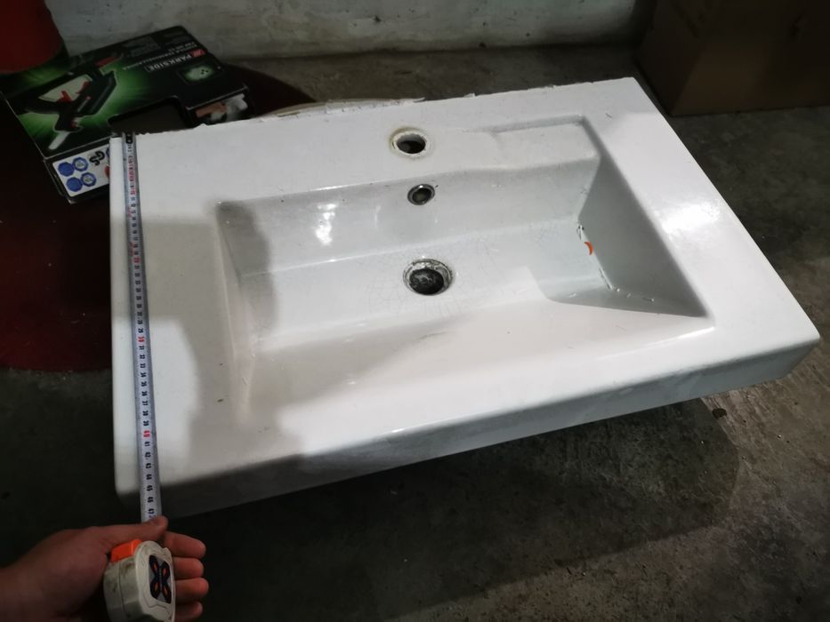 Lavatório de wc em loiça