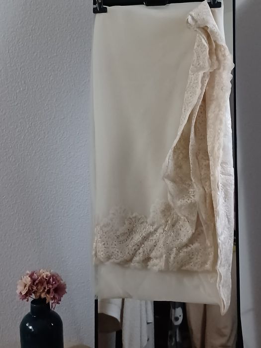 Vestido de noiva mais véu